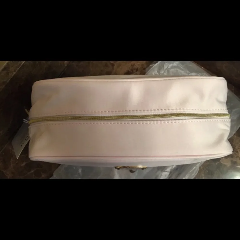 COACH New York Toiletry Pouch Cosmetic Makeup Hand Bag Clutch Light Pink NEW